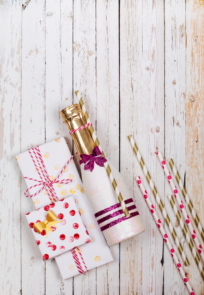 Your favorite mini bottle AND cute wrapping paper? Yes please!